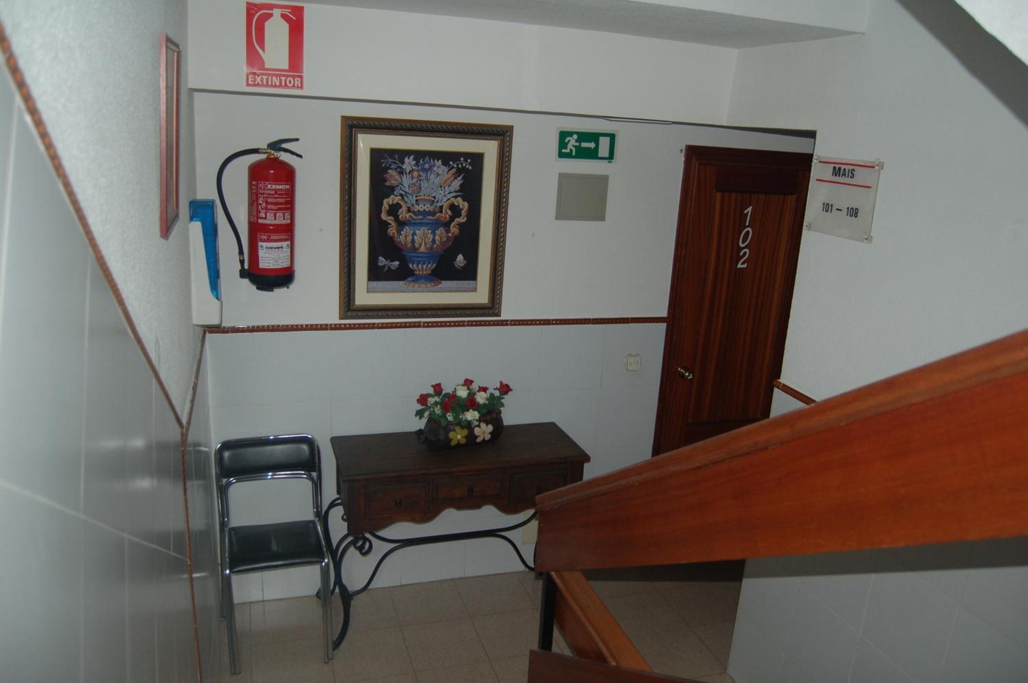 Hostal Mays Numancia de la Sagra Buitenkant foto